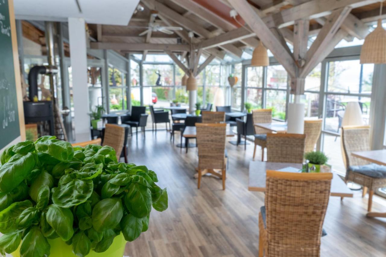 Hotel Volapuek Κωνσταντία Εξωτερικό φωτογραφία